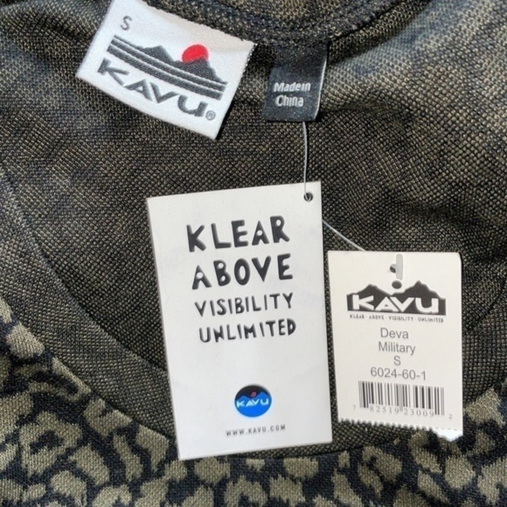 Kavu Deva Military Camo Print Long Sleeve Dress with Lebow Patches & Thumb Holes - Picture 9 of 10